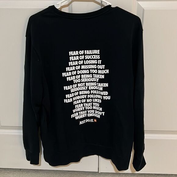 NIKE Crewneck Pullover 🖤  - Picture 6 of 8